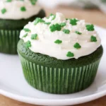green-velvet-cake-and-cupcakes-recipe