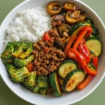 spicy-ground-beef-stir-fry-bowl-with-garlic-veggies